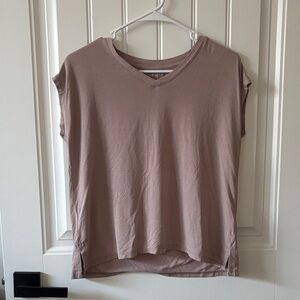 Tahari Woman Soft Mauve V-Neck Tee